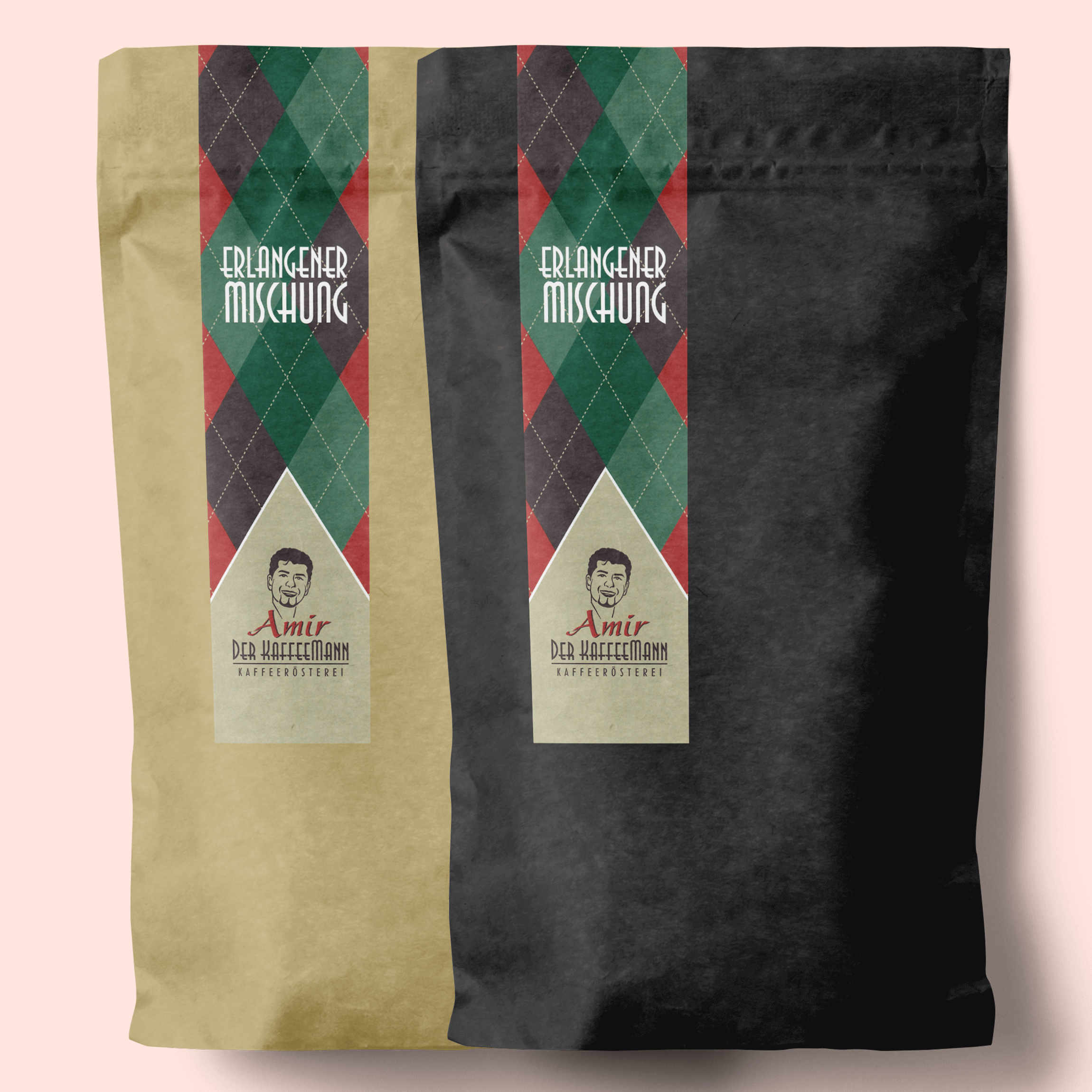 Verpackungen der Erlangener Mischung, links dunkle Röstung für Espresso, rechts helle Röstung für Filterkaffee
